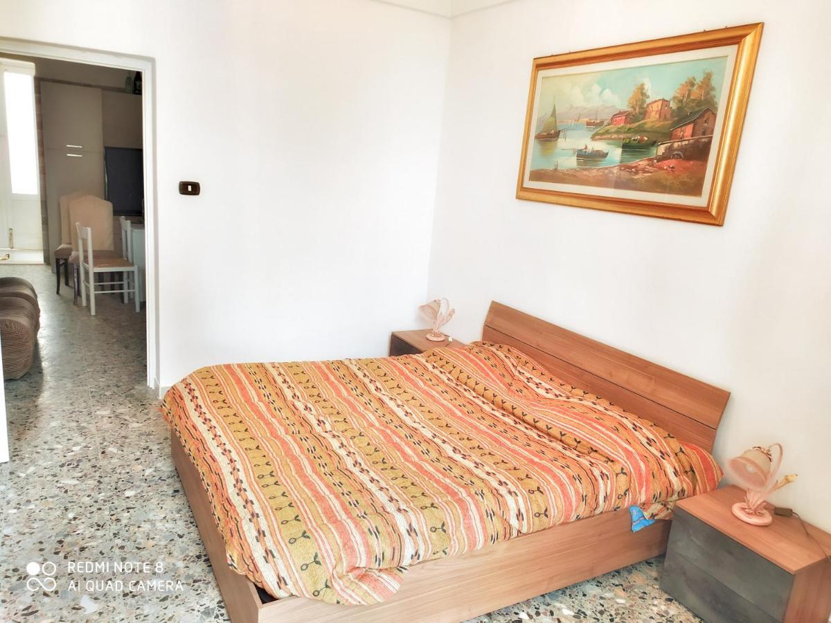 Bed and Breakfast Casa Barletta Monopoli Exterior foto