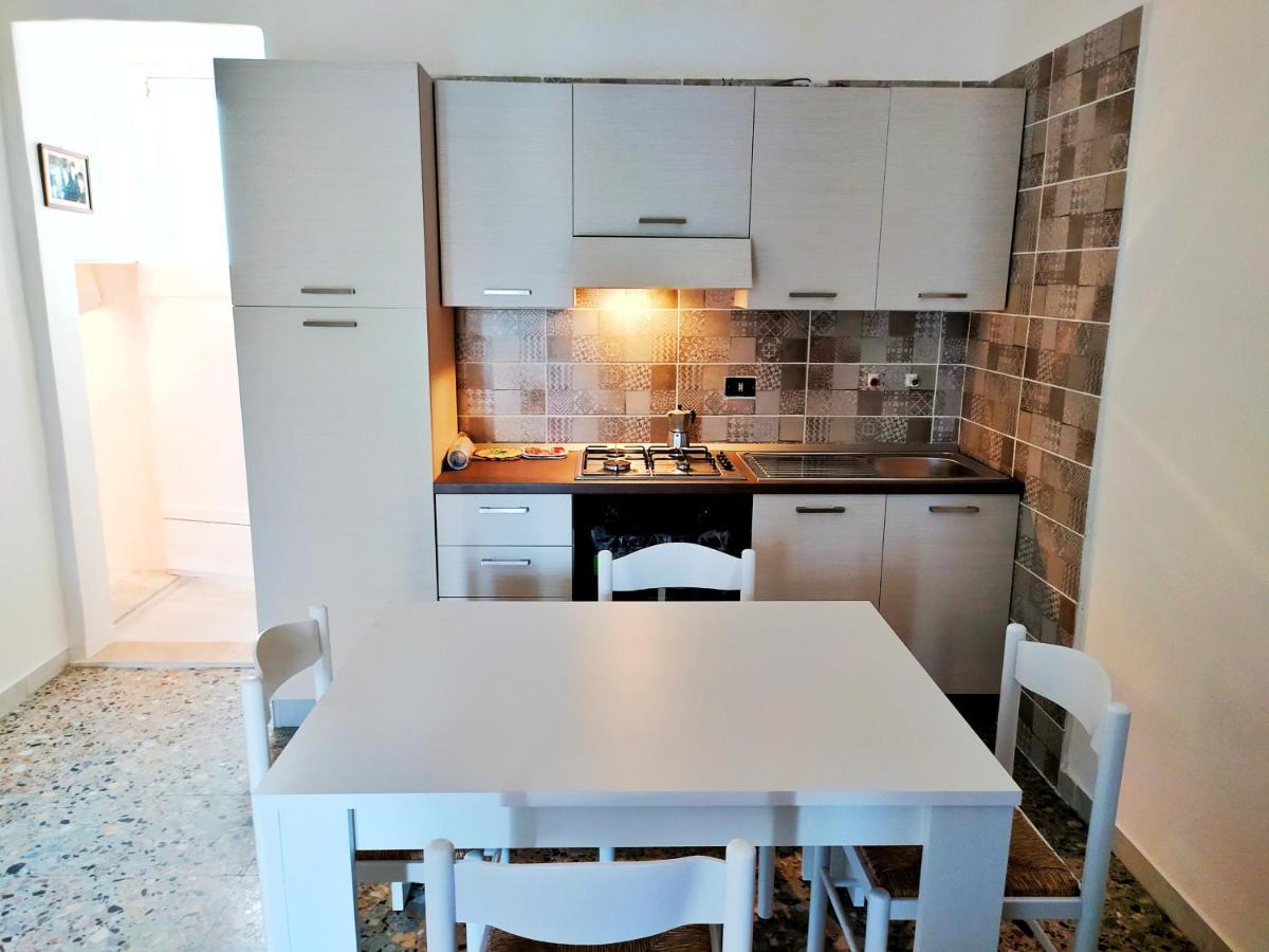 Bed and Breakfast Casa Barletta Monopoli Exterior foto
